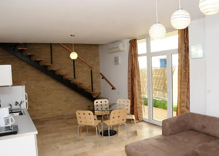 Cube * 艾福雷诺德